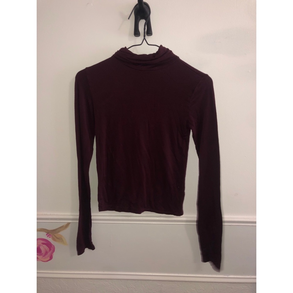Long sleeve turtleneck
